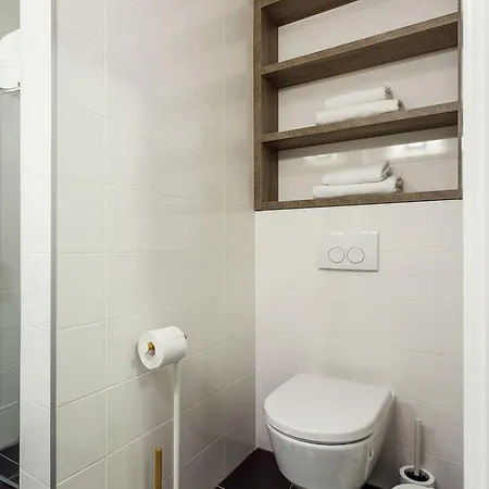 Stylish New 2bdr 2bthr By Reside Baltic Apartamento *